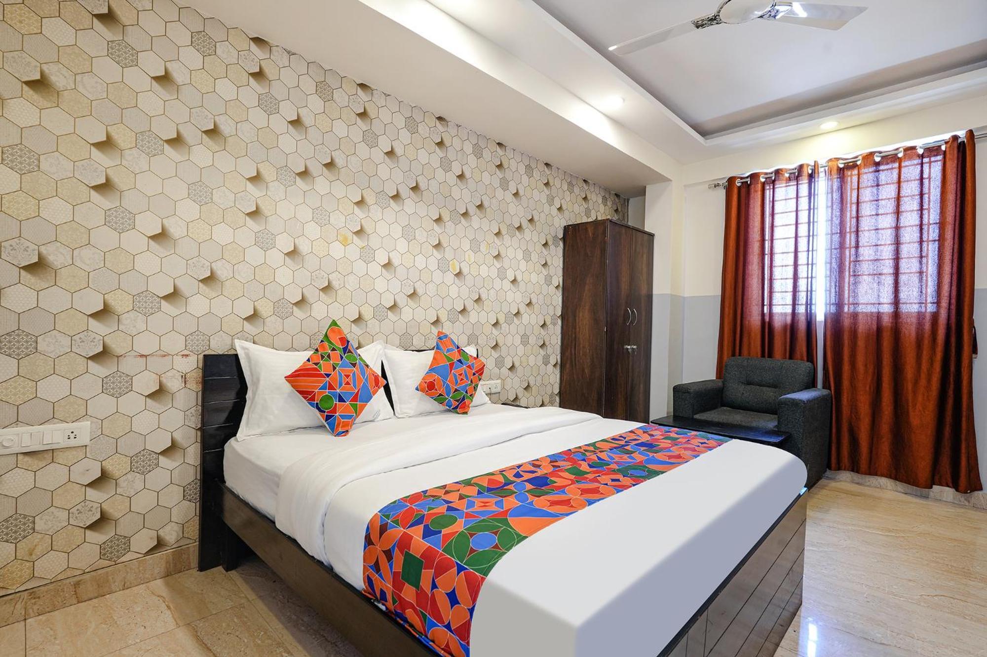 Fabexpress 24 Plus - Nr Sagar Hospital Bangalore Extérieur photo