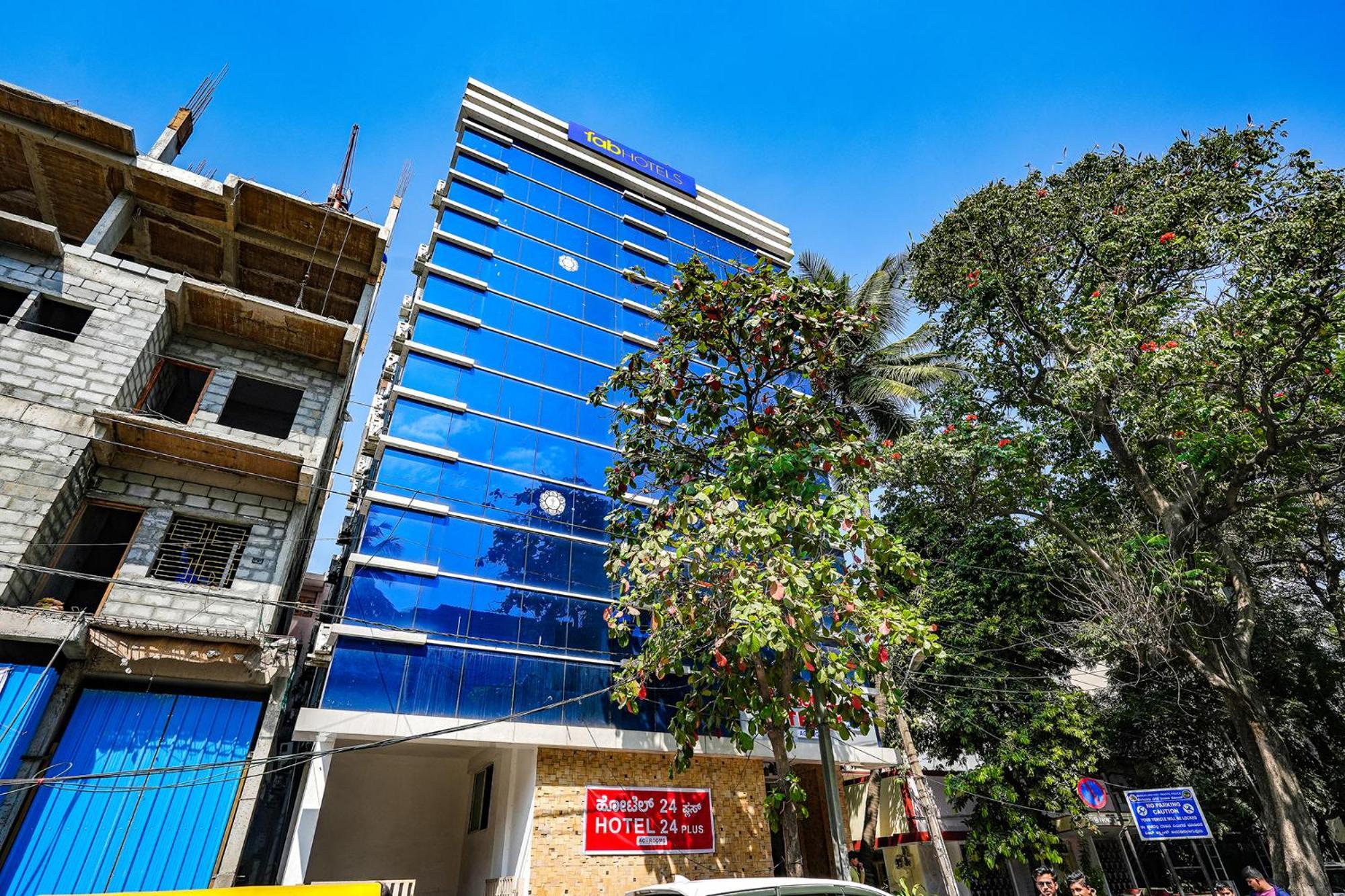 Fabexpress 24 Plus - Nr Sagar Hospital Bangalore Extérieur photo